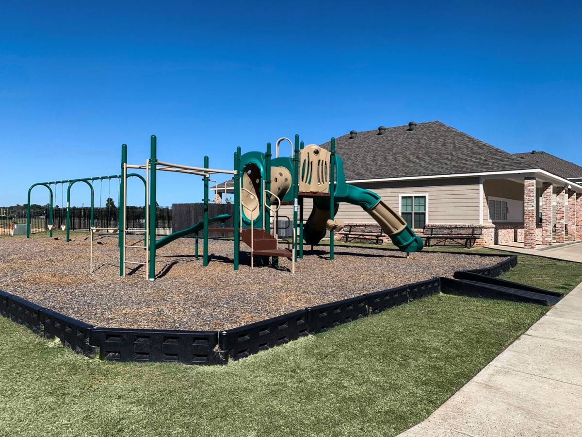 Apartment for rent at 4360 Roy Rd, Shreveport, LA 71107