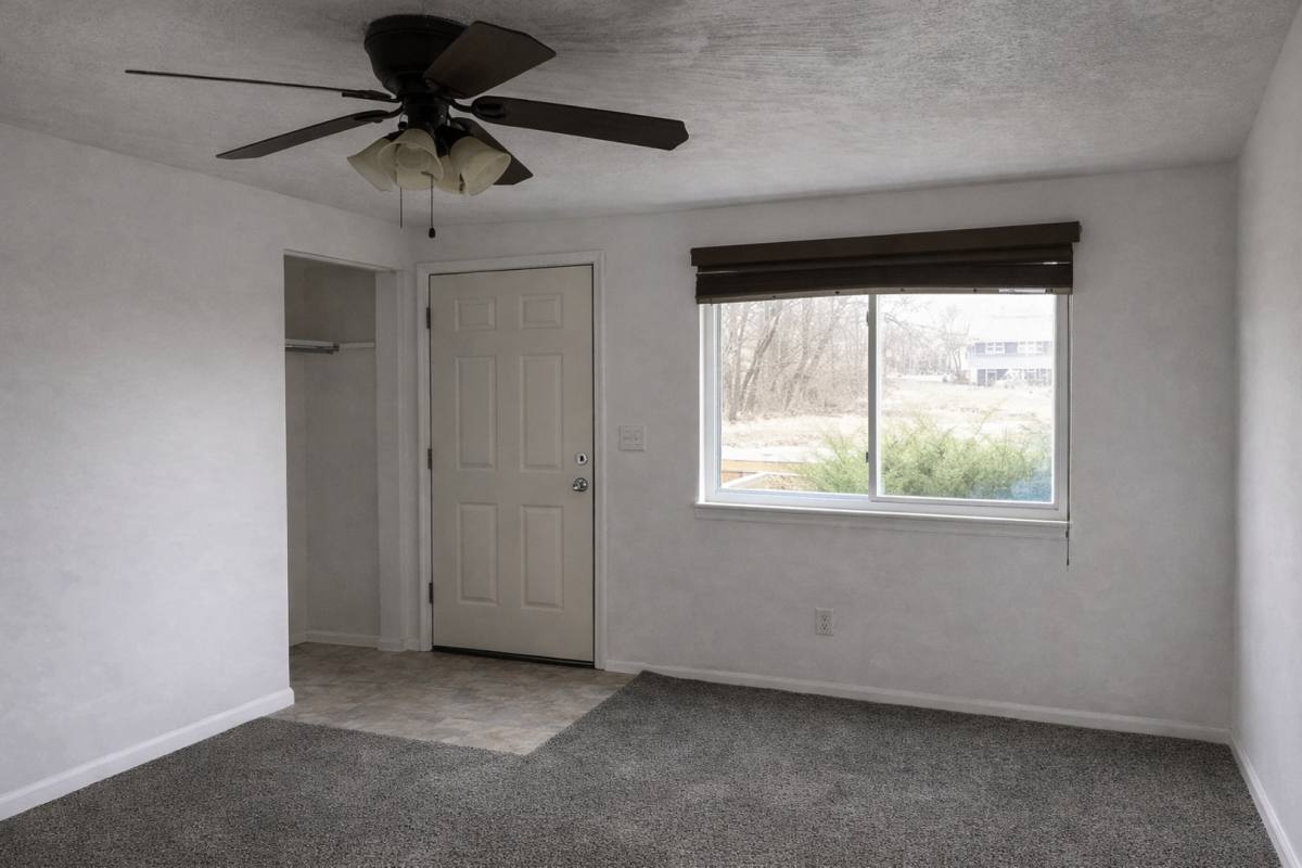 House for rent at 1524 Parkhill Place NE, Canton, OH 44705