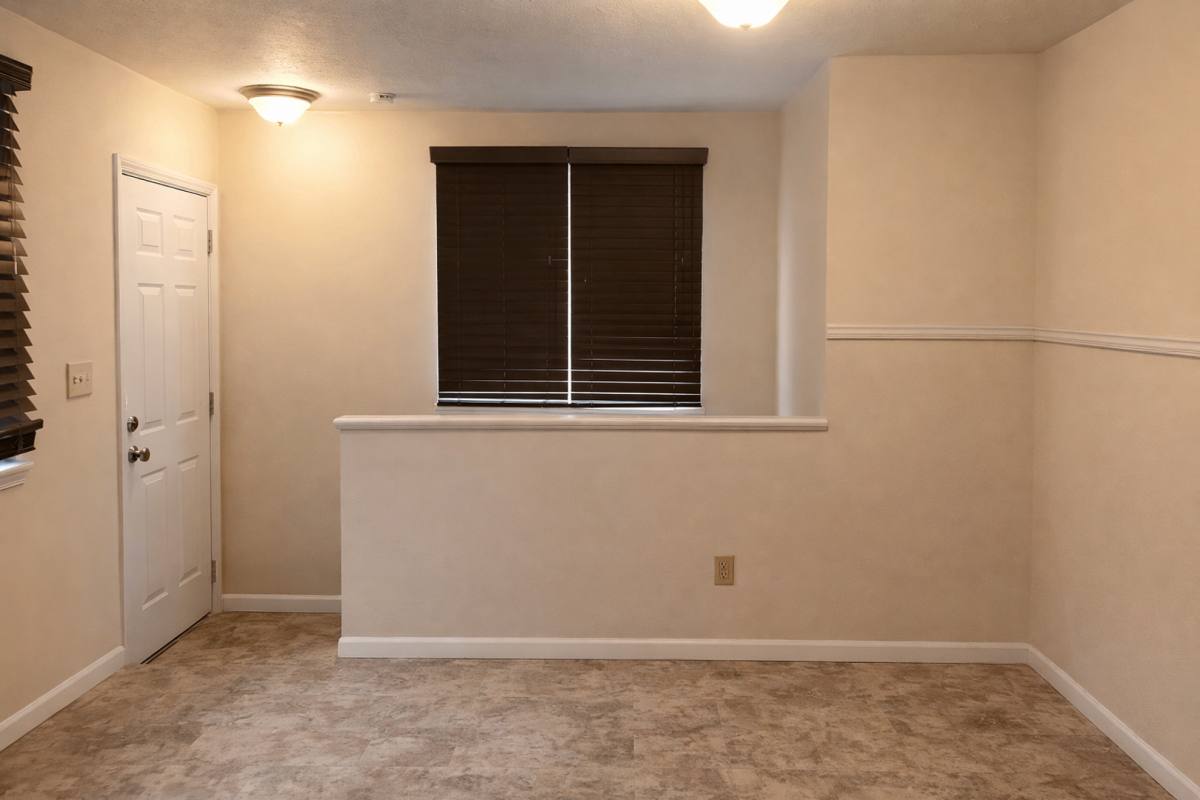 House for rent at 1524 Parkhill Place NE, Canton, OH 44705