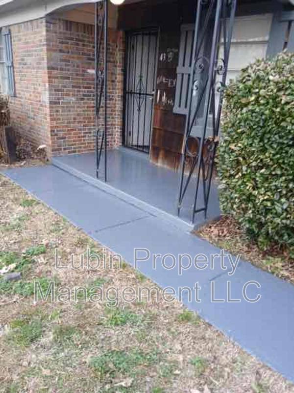 House for rent at 4338 Knight Arnold Rd, Memphis, TN 38118
