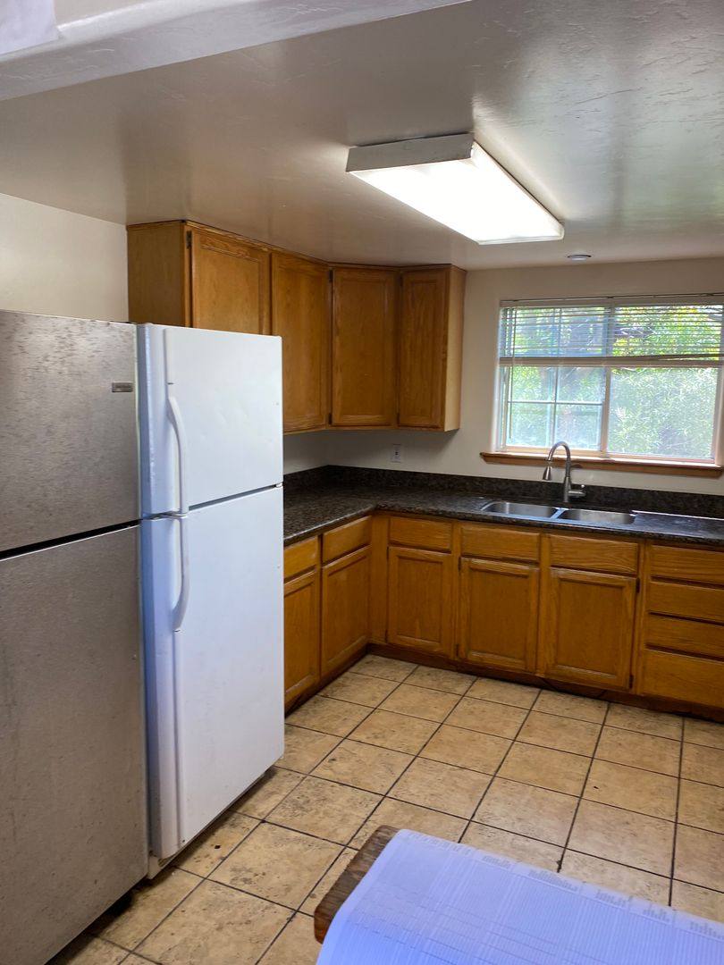 Apartment for rent at 6564 Del Playa, Goleta, CA 93117