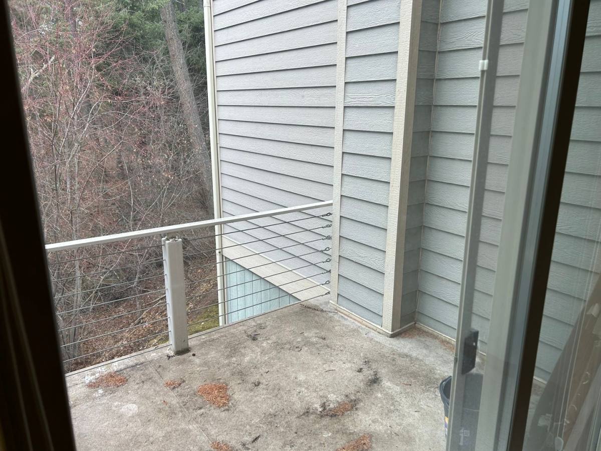 Apartment for rent at 704 Stoner Loop, Lakeside, MT 59922