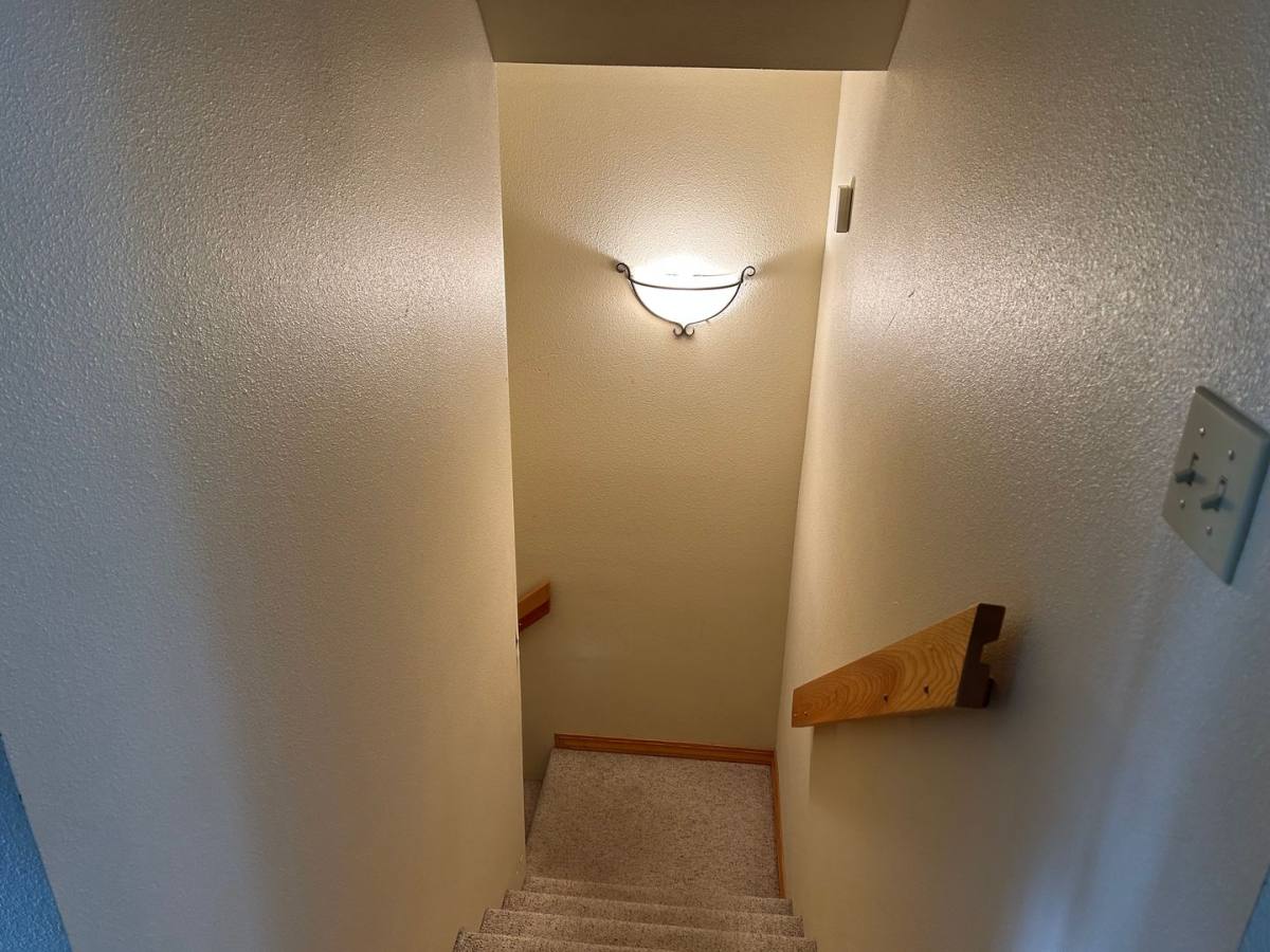 Apartment for rent at 704 Stoner Loop, Lakeside, MT 59922