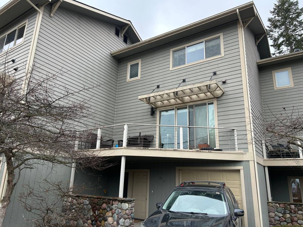 Apartment for rent at 704 Stoner Loop, Lakeside, MT 59922