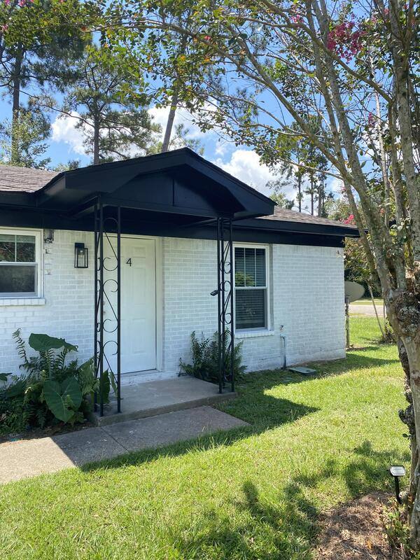 Apartment for rent at 18272 Sidney Ave #2, Robertsdale, AL 36567