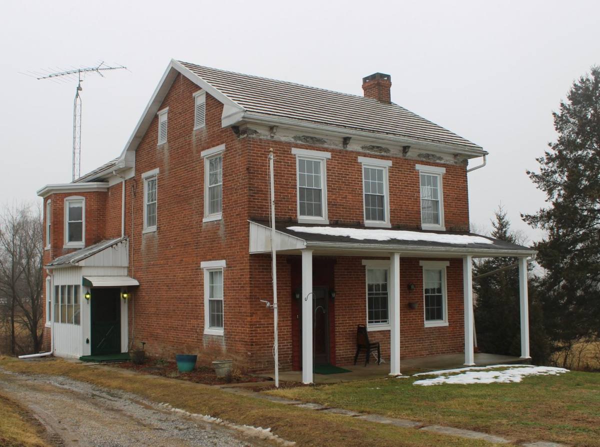 House for rent at 6250 Sterner Dr, Spring Grove, PA 17362