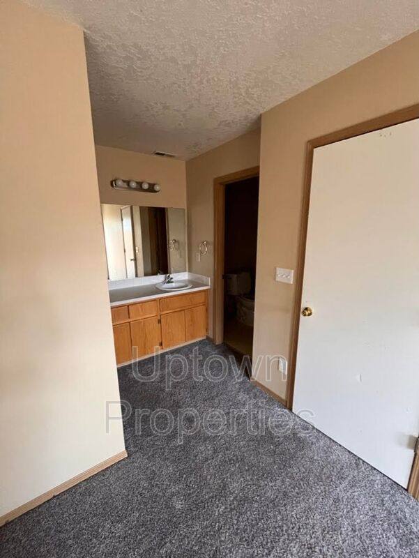 Townhouse for rent at 14194 SE Summerfield Loop, Happy Valley, OR 97086