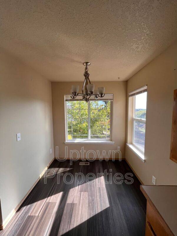 Townhouse for rent at 14194 SE Summerfield Loop, Happy Valley, OR 97086