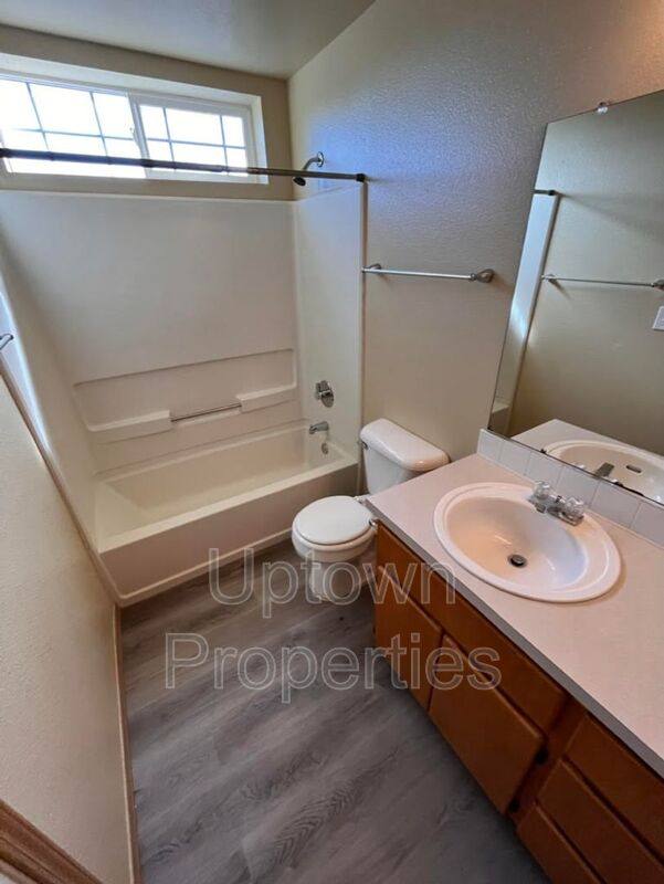 Townhouse for rent at 14194 SE Summerfield Loop, Happy Valley, OR 97086