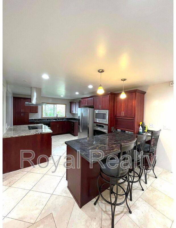 House for rent at 2755 Dow St, Honolulu, HI 96817