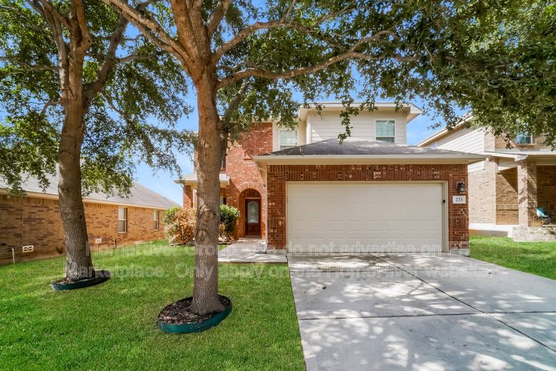 House for rent at 233 Rattlesnake Way, Cibolo, TX 78108