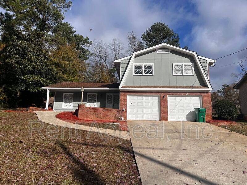House for rent at 4016 Elmscourt Dr, Stone Mountain, GA 30083