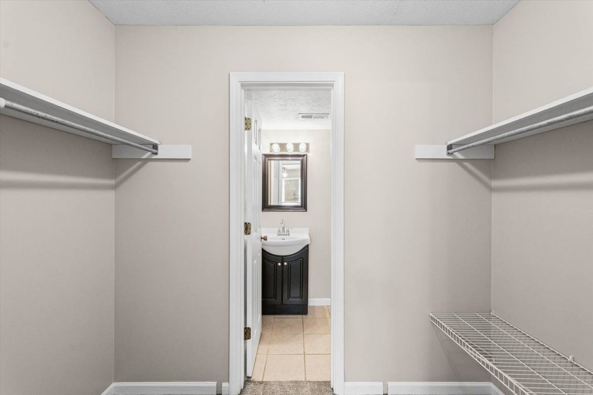 Apartment for rent at 123 S Regency Dr, Bloomington, IL 61701