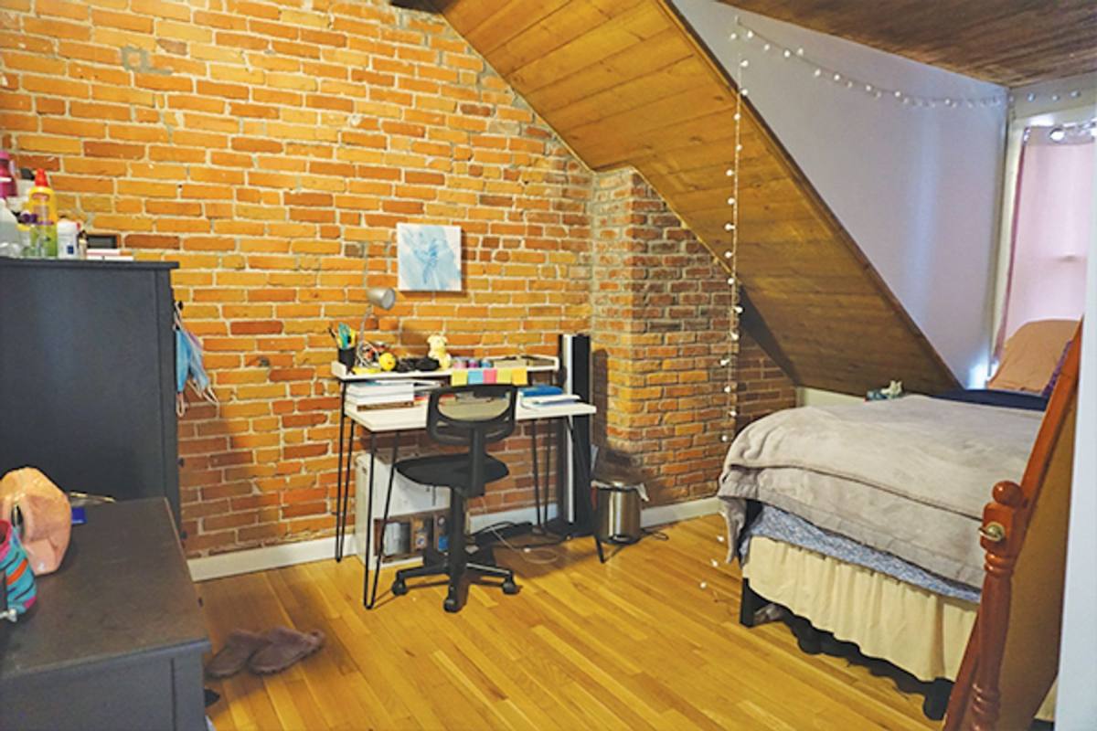 House for rent at 162 Broodway, Somerville, MA 02145