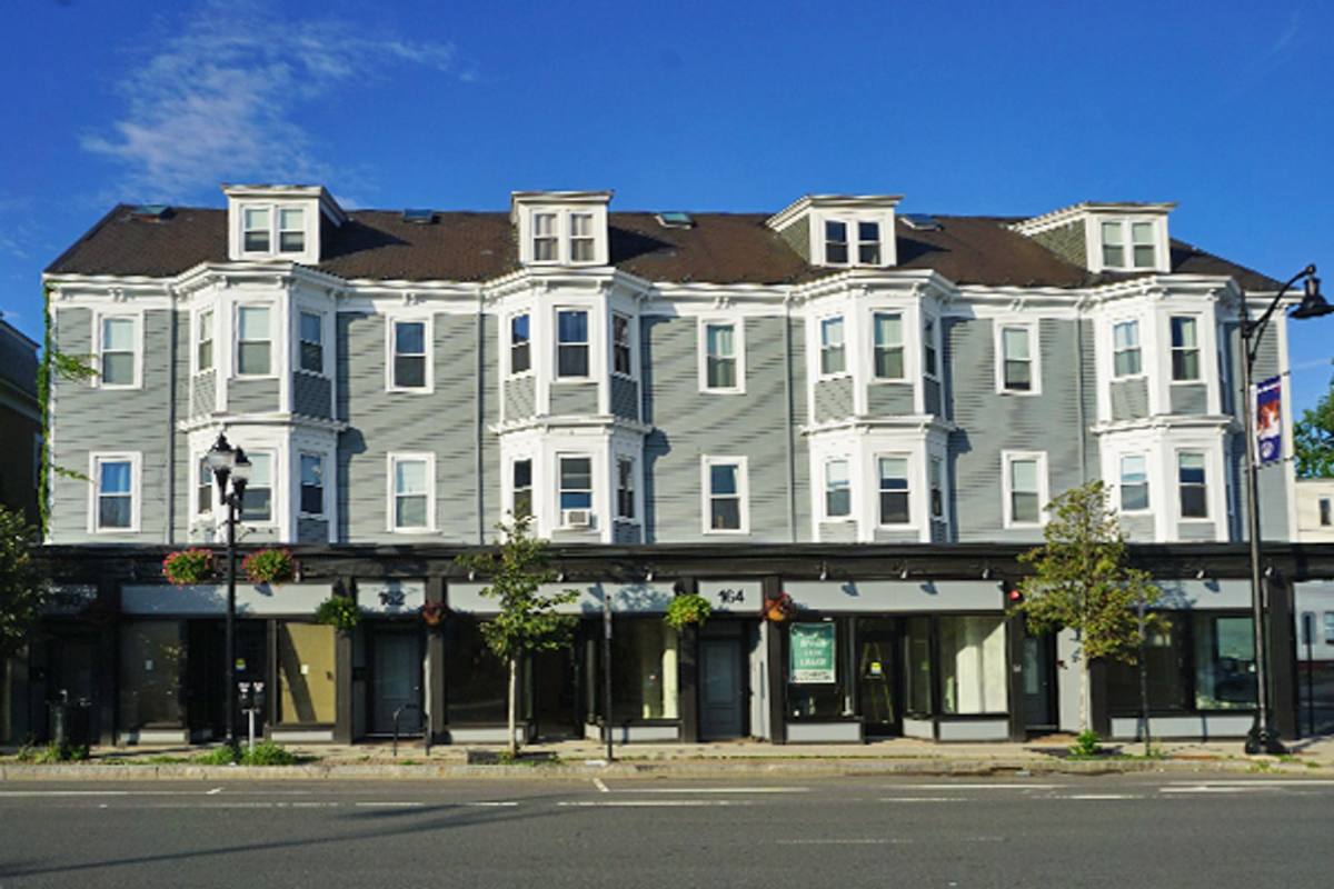 House for rent at 162 Broodway, Somerville, MA 02145