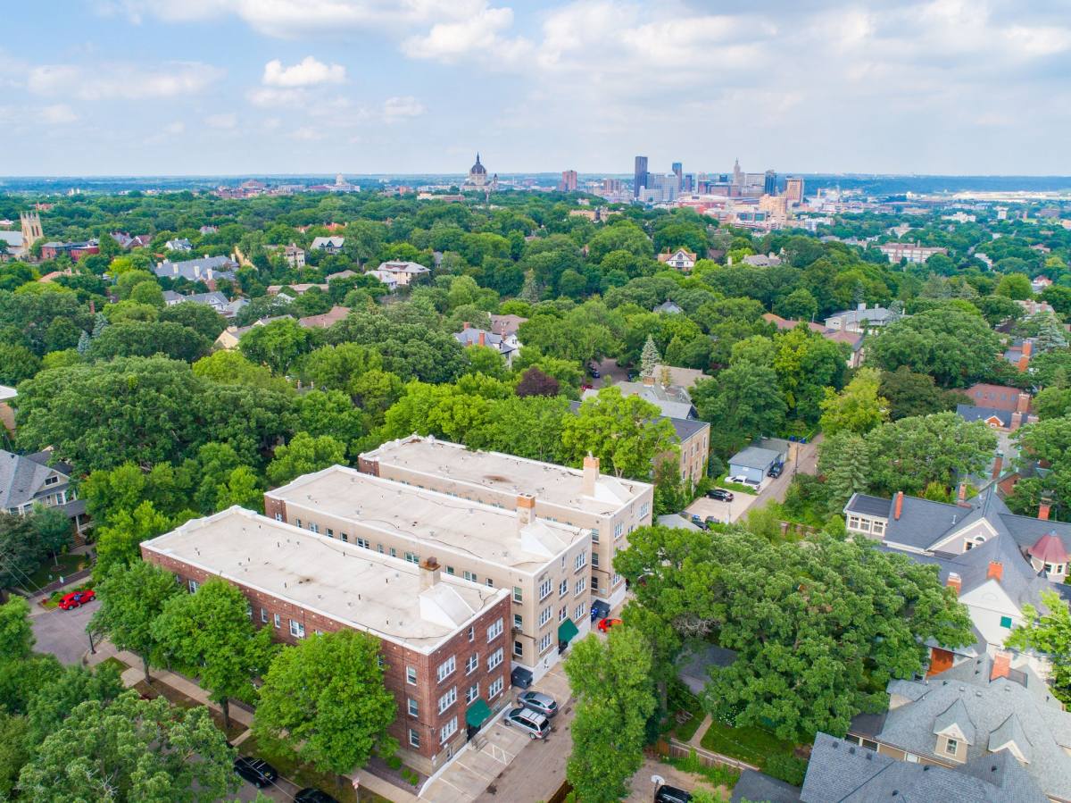 Apartment for rent at 616 Lincoln Ave, Saint Paul, MN 55102