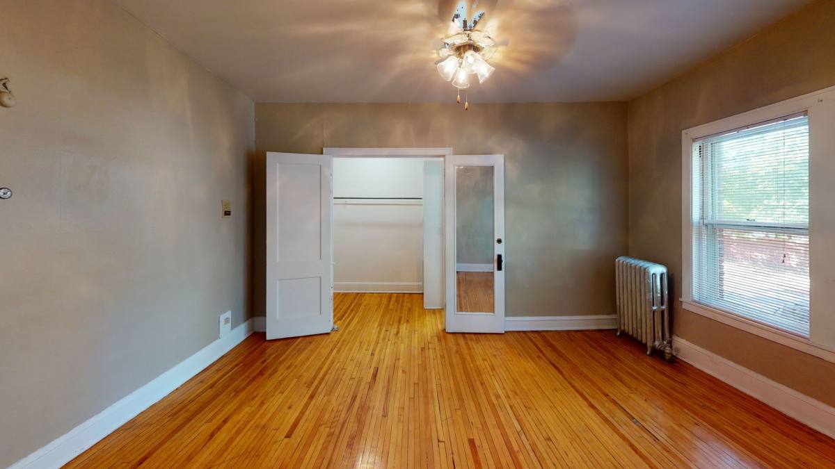 Apartment for rent at 616 Lincoln Ave, Saint Paul, MN 55102