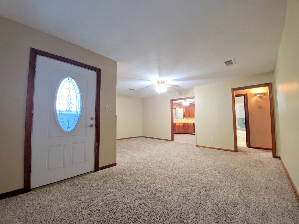 House for rent at 1717 Hawthorne St, La Marque, TX 77568