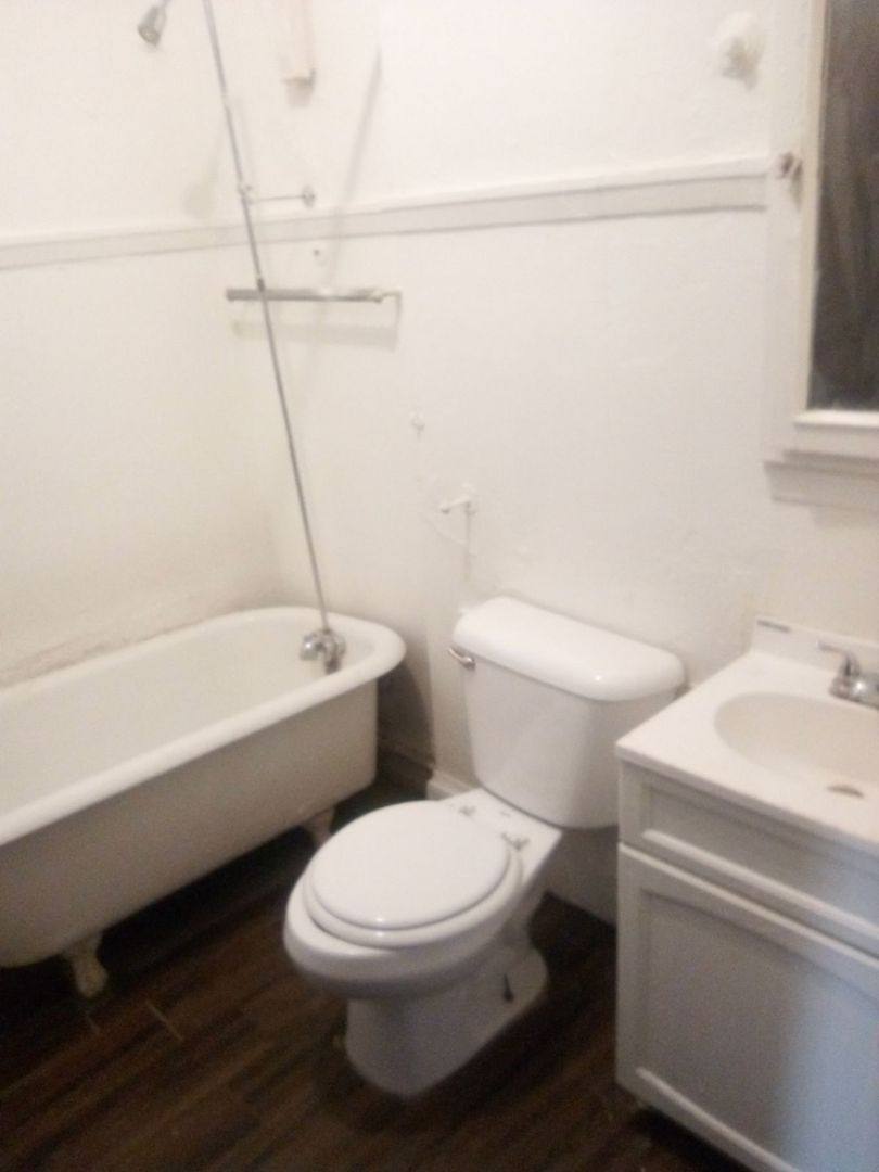 Townhouse for rent at 1538-40 N 29th St, Milwaukee, WI 53208