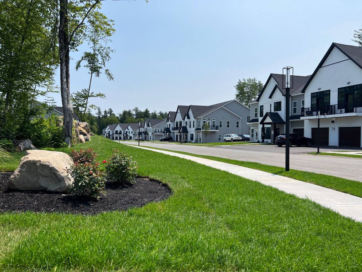 Apartment for rent at 1 Forest Ridge Blvd, Saratoga Springs, NY 12866