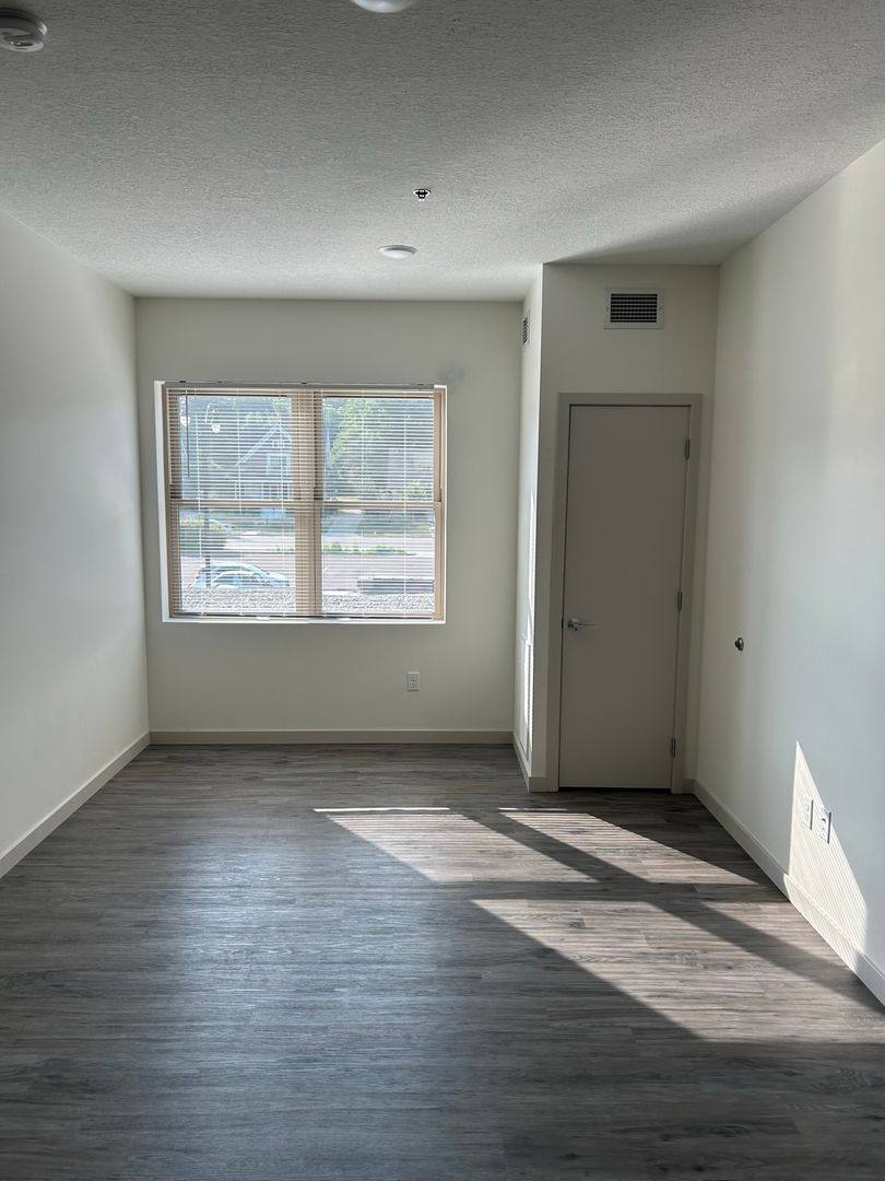 Apartment for rent at 101 Main St S, Le Sueur, MN 56058