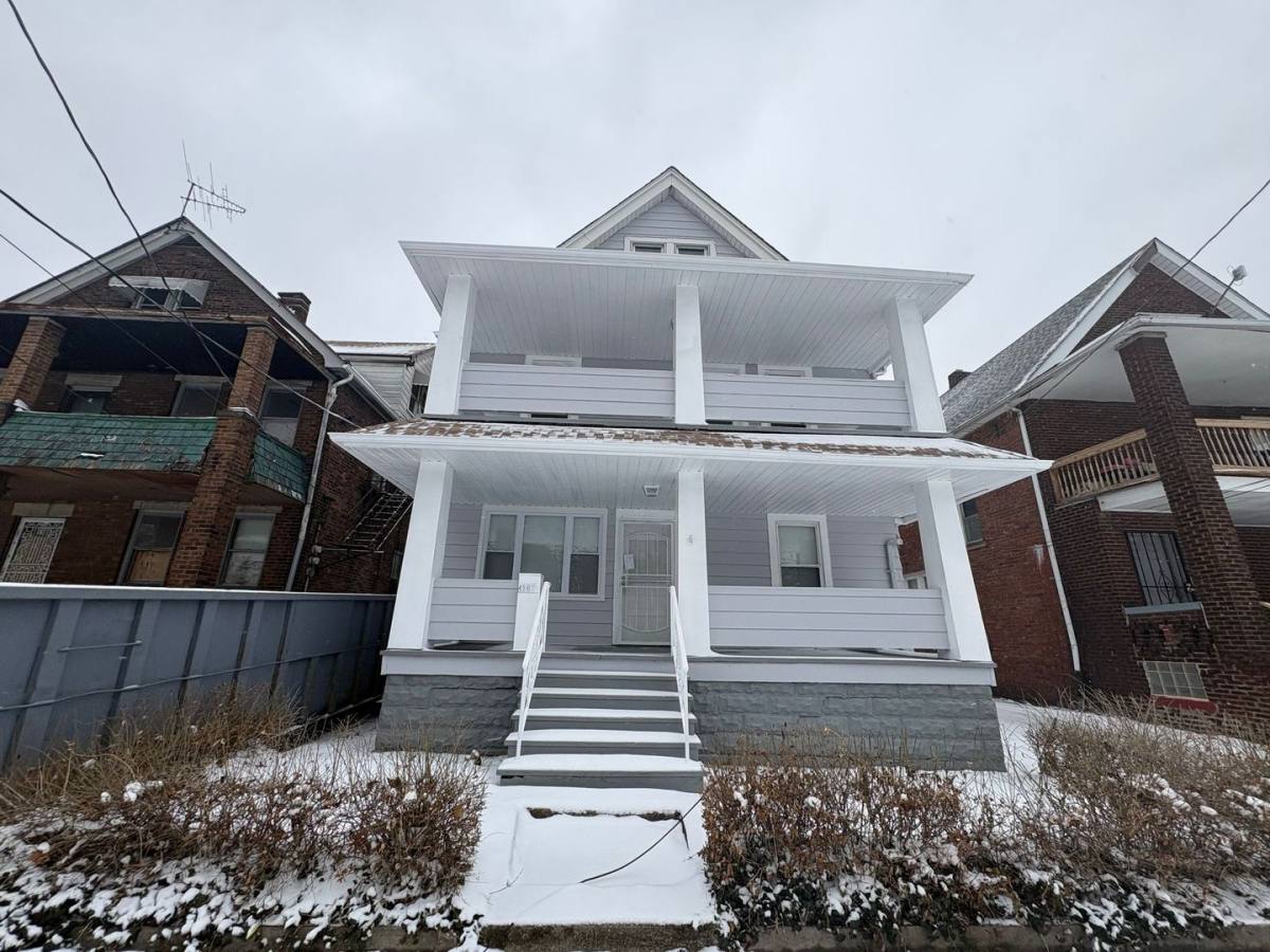 Apartment for rent at 15624 Halliday Ave, Cleveland, OH 44110