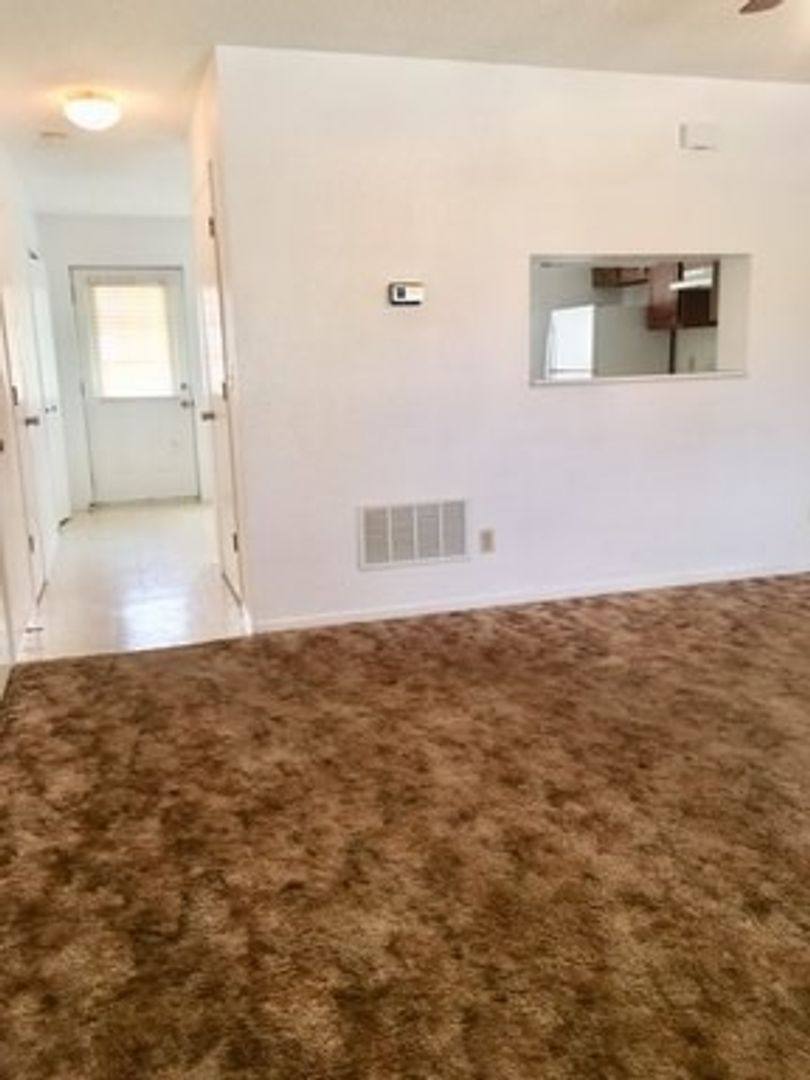 Apartment for rent at 116 Faulkner Circle, Saint Robert, MO 65584