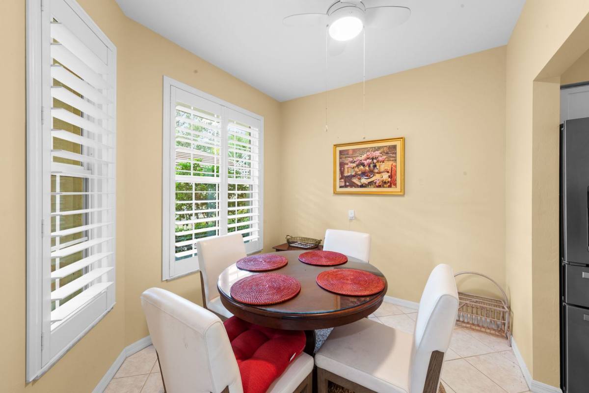 Apartment for rent at 4201 Sawgrass Point Dr, Bonita Springs, FL 34135