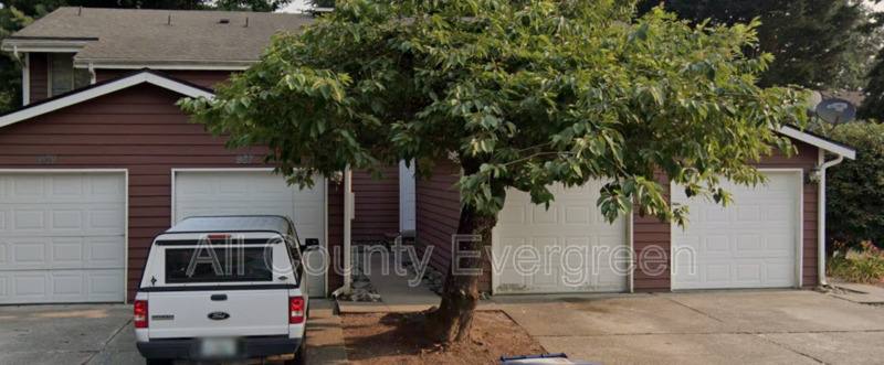 Townhouse for rent at 987 26th Place NE, Auburn, WA 98002