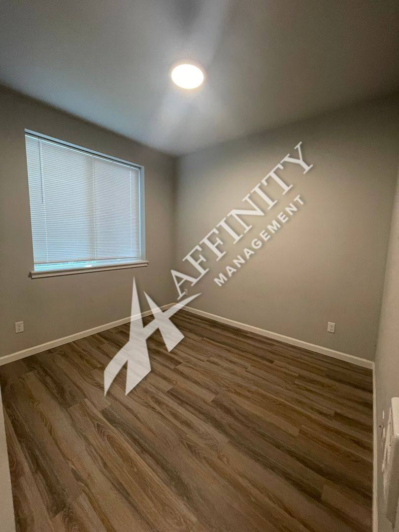 Apartment for rent at 3616-3618-3620-3622 E McKinley Ave, Tacoma, WA 98404