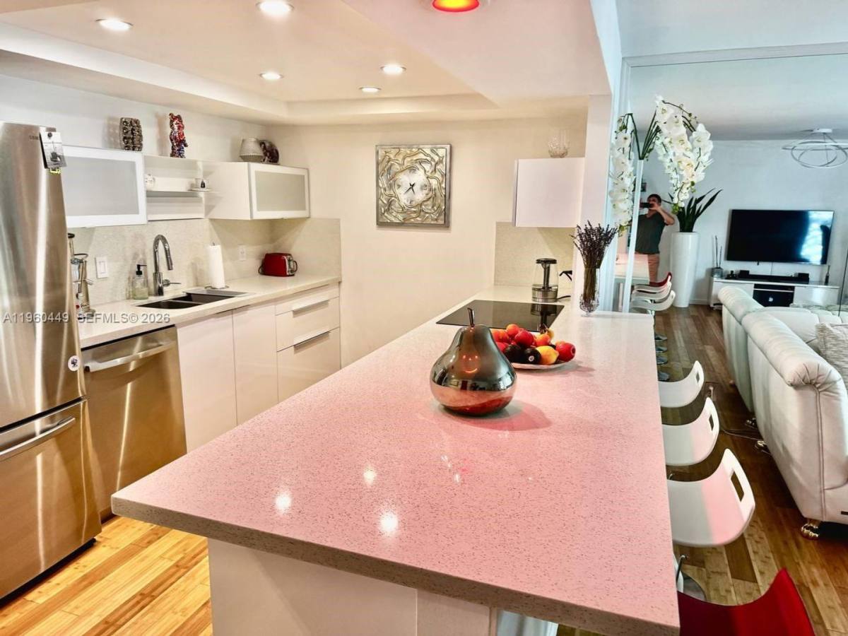 Townhouse for rent at 1001 Three Islands Blvd, Hallandale, FL 33009