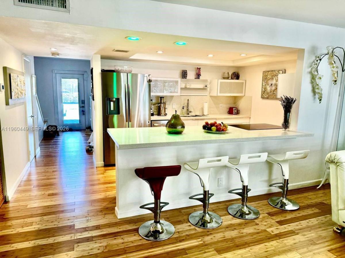 Townhouse for rent at 1001 Three Islands Blvd, Hallandale, FL 33009
