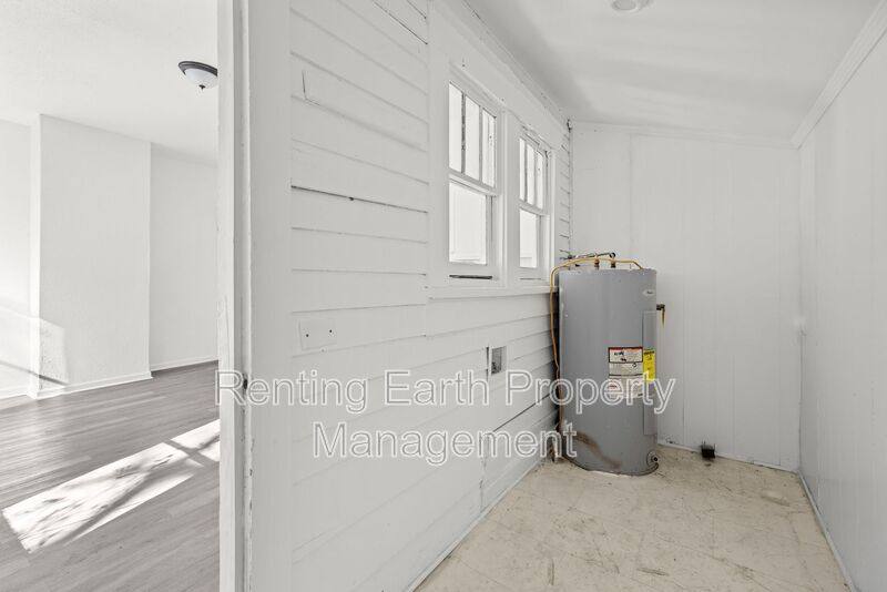 House for rent at 1217 Fulton Ave, Birmingham, AL 35211