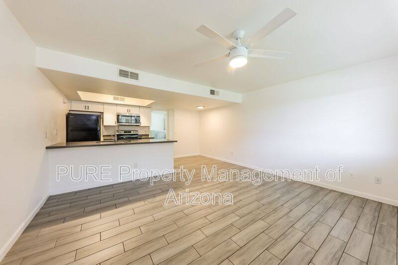 Apartment for rent at 8842 N 8th St #103, Phoenix, AZ 85020