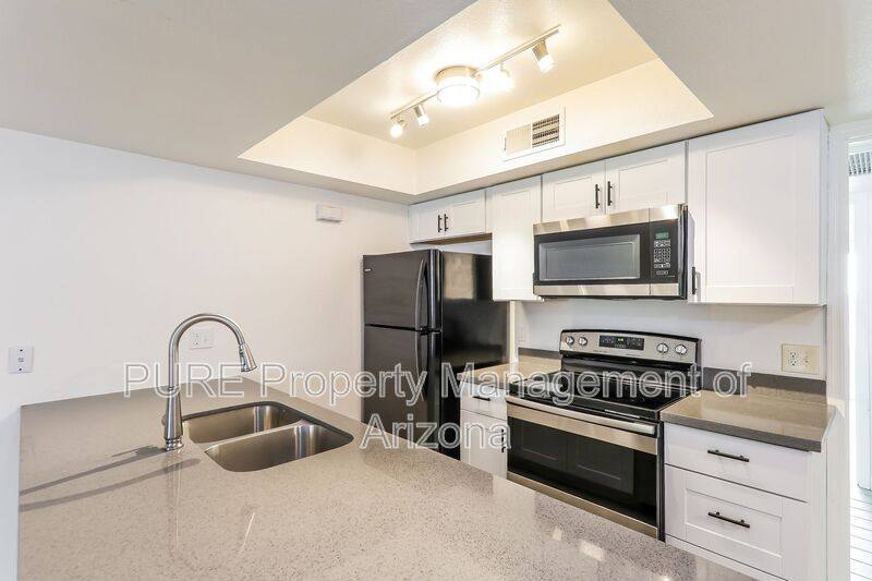 Apartment for rent at 8842 N 8th St #103, Phoenix, AZ 85020