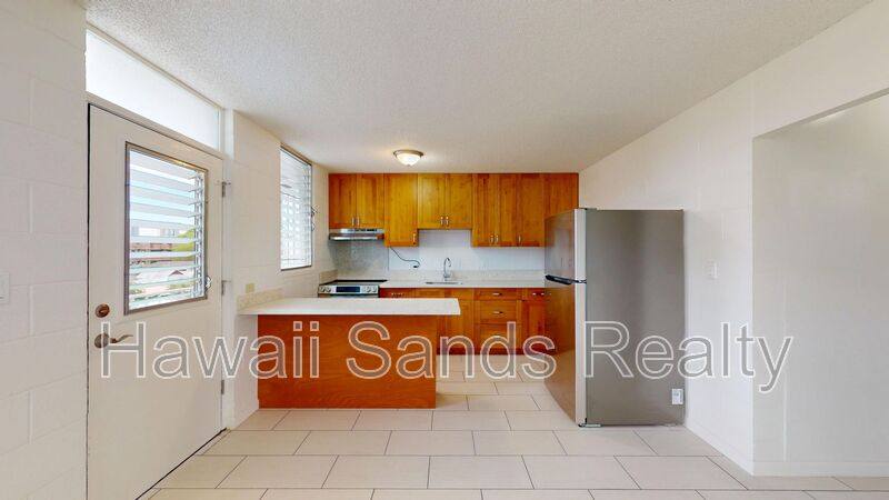 House for rent at 39 Hialoa St #202, Honolulu, HI 96817