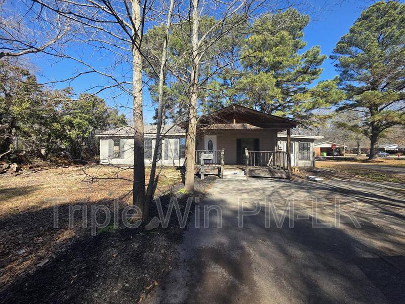 House for rent at 202 Rosemary Lane, Lonoke, AR 72086