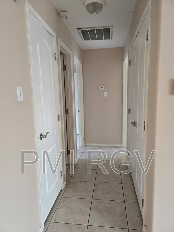 Apartment for rent at 1711 Tampa St #A, Edinburg, TX 78541