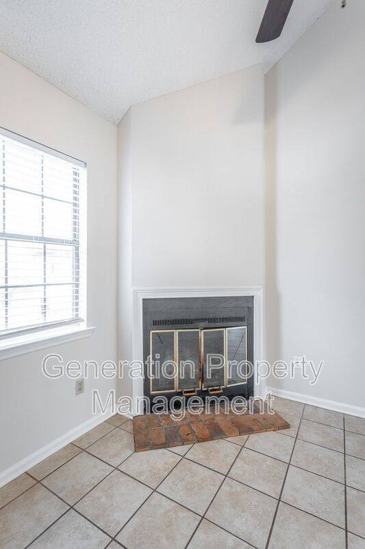 Townhouse for rent at 121 Goodson Ave #F, Chattanooga, TN 37405