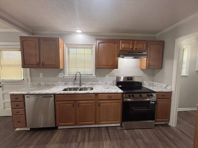 House for rent at 8280 Chippingham Dr, Cordova, TN 38016