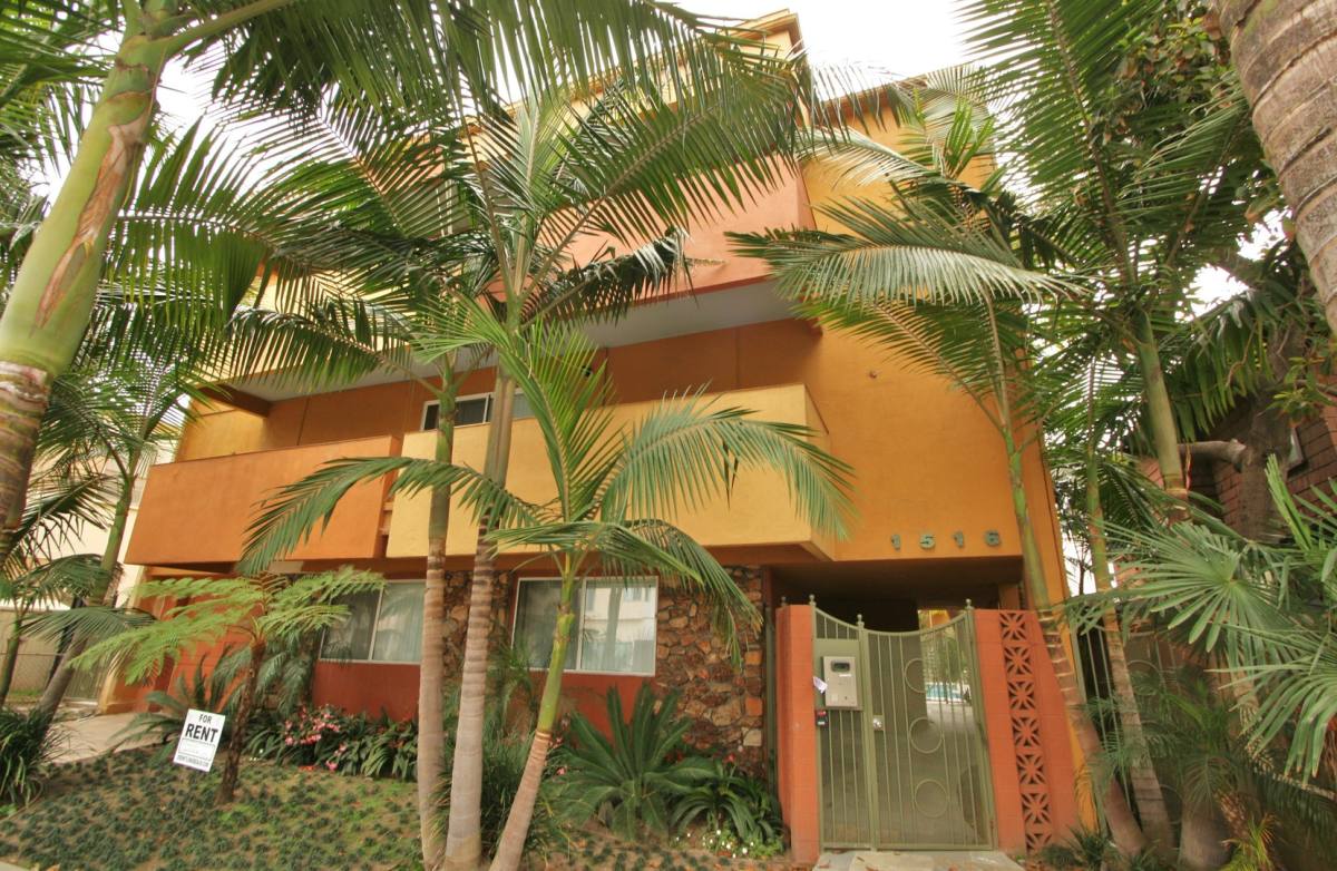 Apartment for rent at 1516 E 2nd St, Long Beach, CA 90802