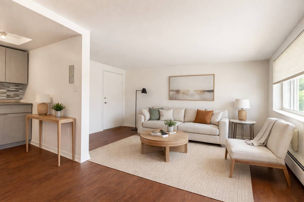 Apartment for rent at 809 N Dexter St, Denver, CO 80220