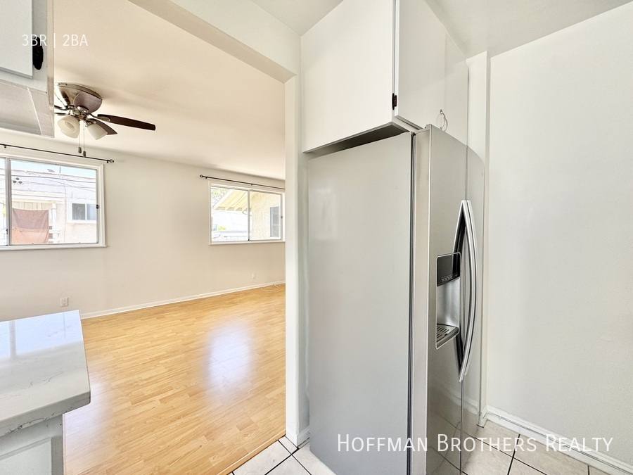 Apartment for rent at 5419 Harold Way, Los Angeles, CA 90027