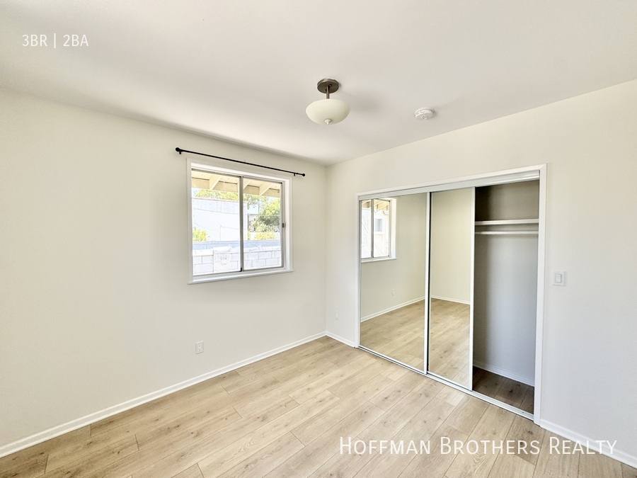 Apartment for rent at 5419 Harold Way, Los Angeles, CA 90027