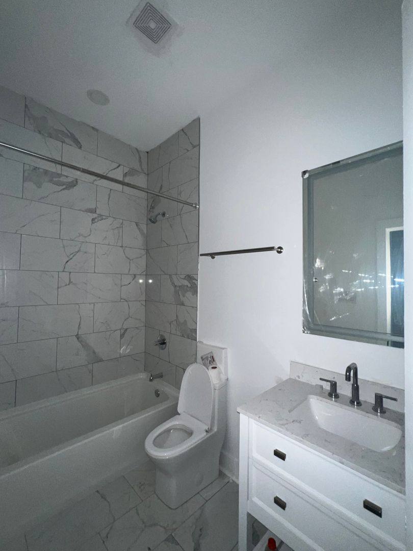 Townhouse for rent at 817-19 Adams St, New Orleans, LA 70118