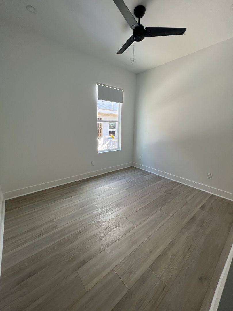 Townhouse for rent at 817-19 Adams St, New Orleans, LA 70118