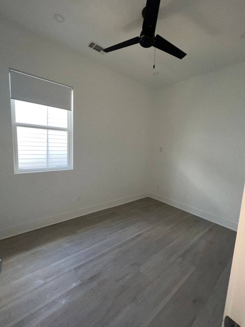 Townhouse for rent at 817-19 Adams St, New Orleans, LA 70118