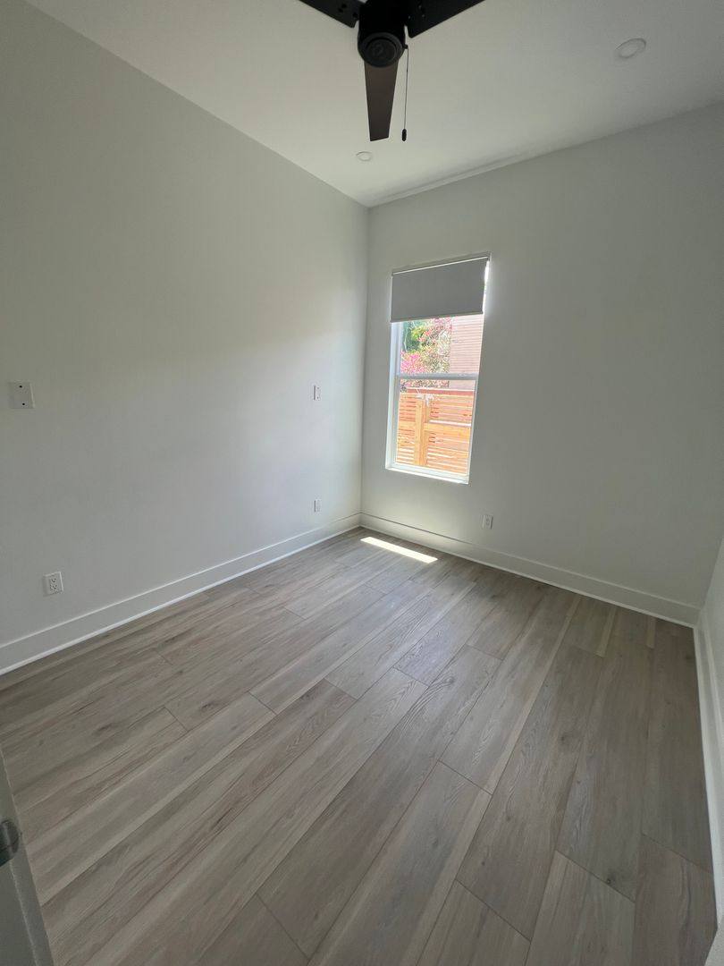 Townhouse for rent at 817-19 Adams St, New Orleans, LA 70118