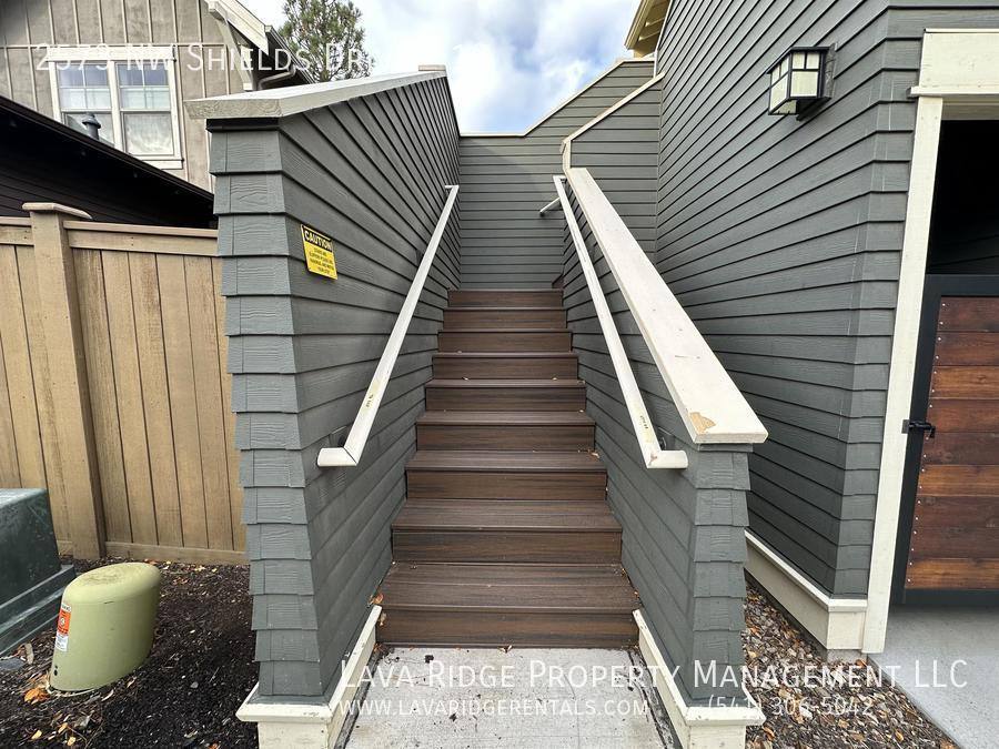 Condo for rent at 2573 NW Shields Dr #19, Bend, OR 97703