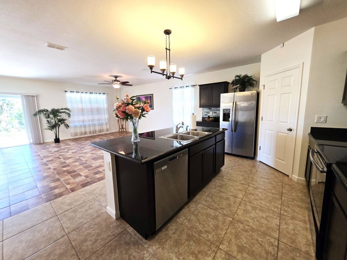 House for rent at 1440 Lexington Square SW, Vero Beach, FL 32962